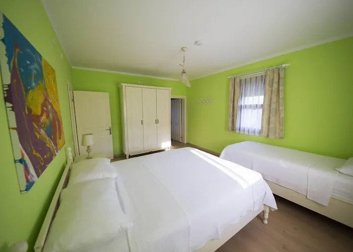 Bal Badem * Датча